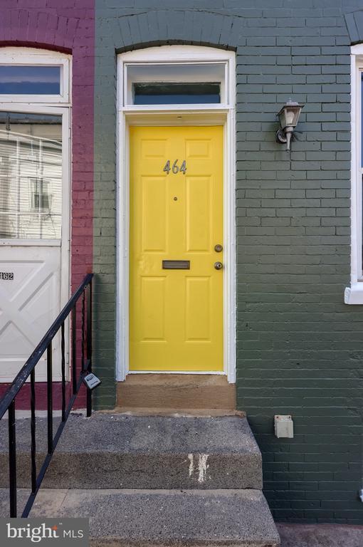 Building Photo - 464 Lafayette St