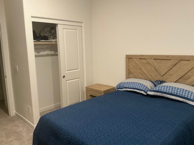 Building Photo - 5090 Dogwood Pl