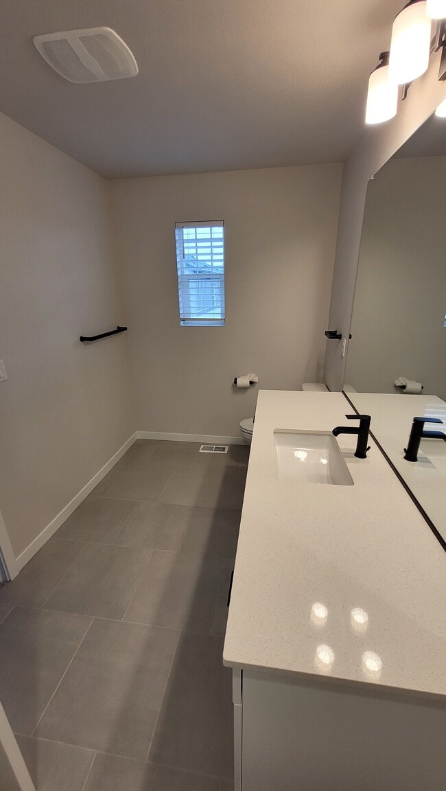 Building Photo - 7065 NW Bountiful Terrace