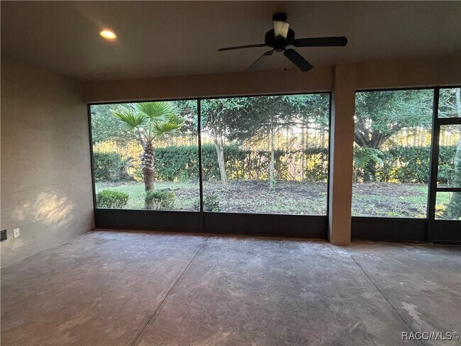 Building Photo - 1569 W Caroline Path