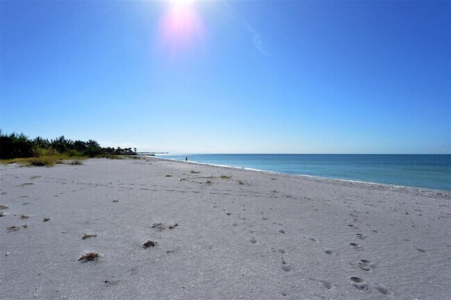Building Photo - 6750 Gulf of Mexico Dr