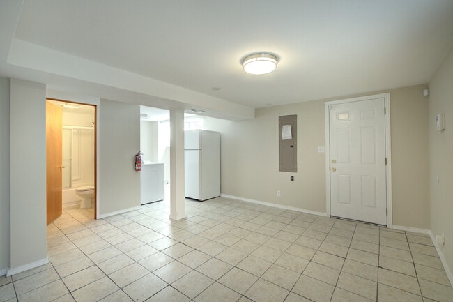 Building Photo - 5232 Brooklyn Ave NE