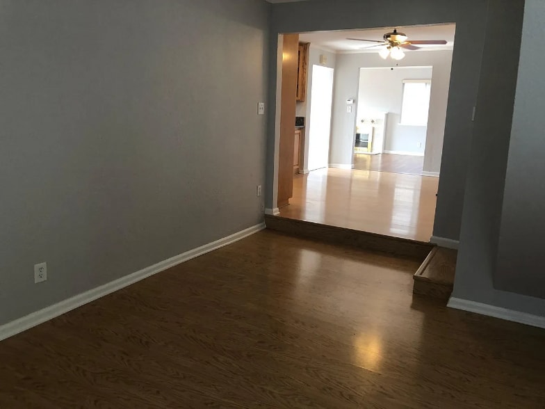 Building Photo - 5676 Antone Rd