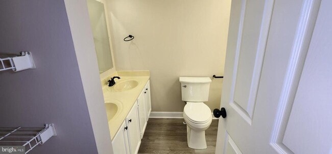 Building Photo - 3145 Elmmede Rd