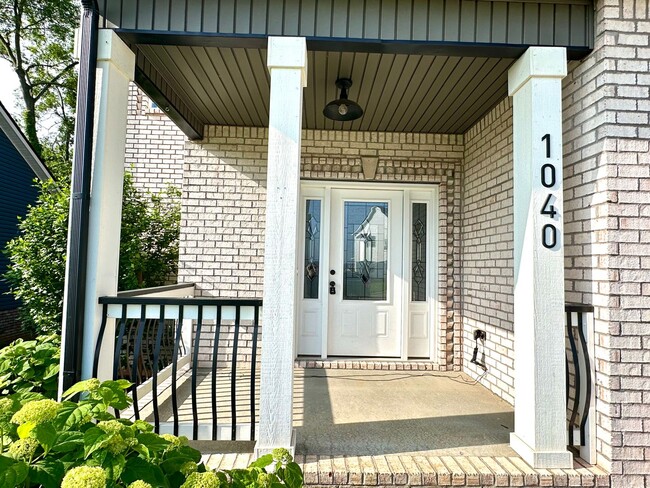 Building Photo - 1040 Harrison Way