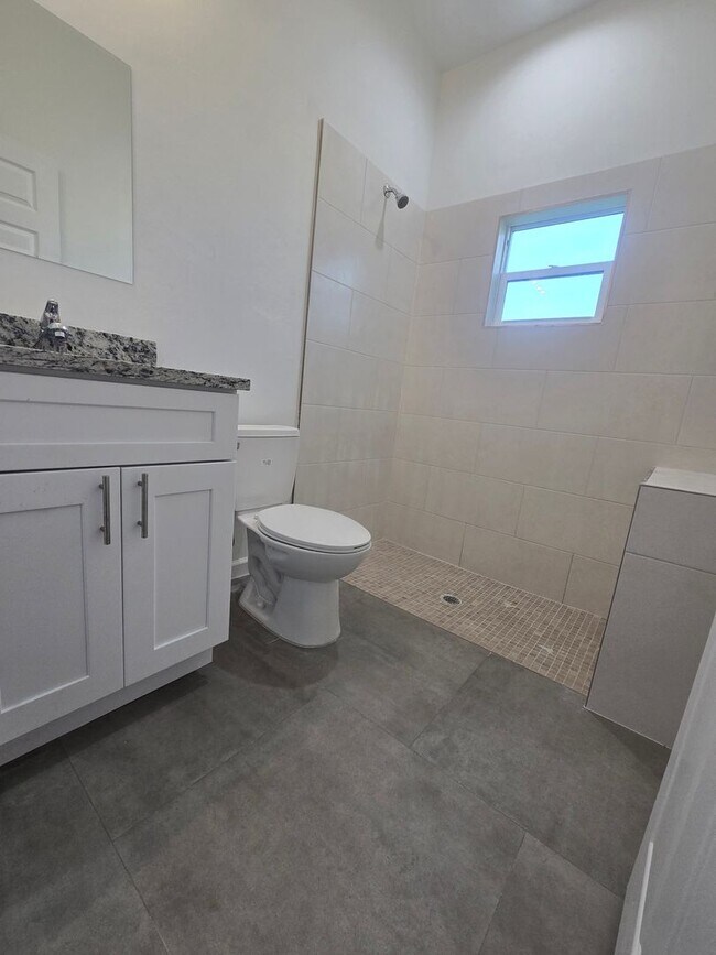 Building Photo - Brand-New 2/2/1 -SW Lehigh Acres-See this ...