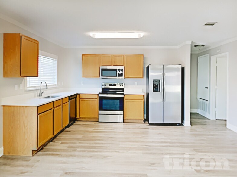 Building Photo - 135 Jefferson Dr