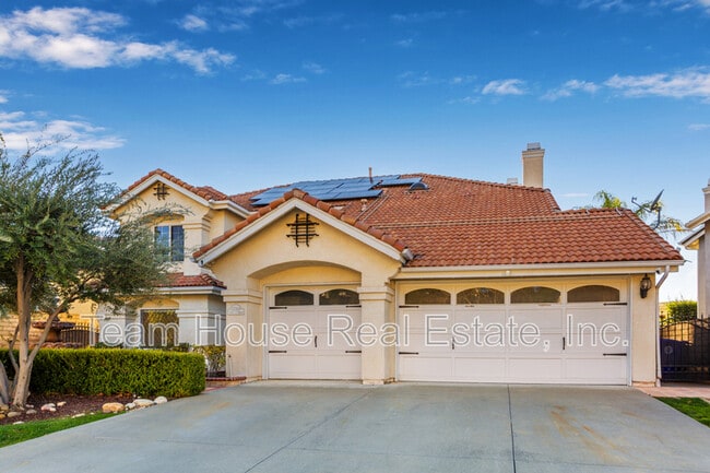 Building Photo - 22324 Circle J Ranch Rd