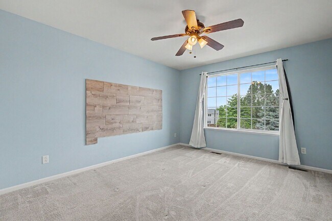 Building Photo - 6991 Prairie Wind Dr