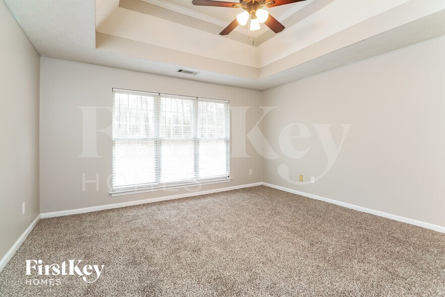 Building Photo - 85 Vinny's Way