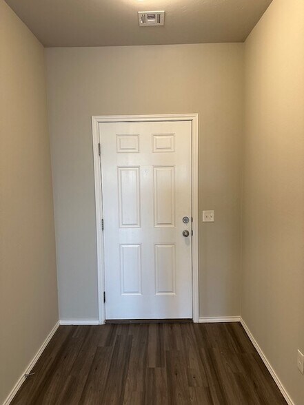 Building Photo - 11525 Ruger Rd