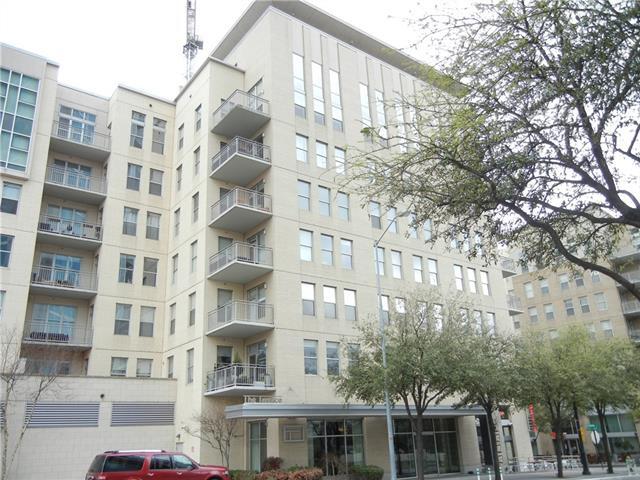 Building Photo - 2323 N Houston St