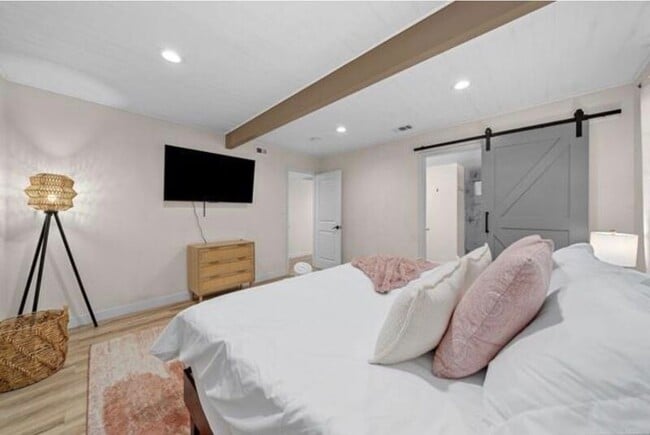 Building Photo - 209 Camino Elevado