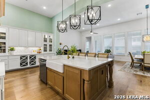 Building Photo - 6826 Hallie Lp