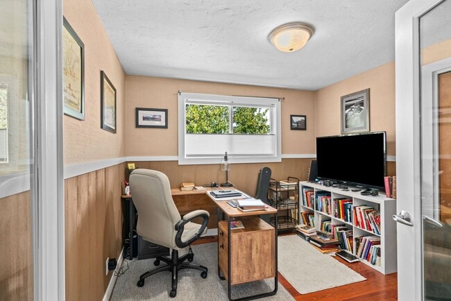 Building Photo - 1490 Carobelle Ct