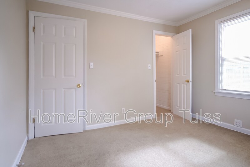 Building Photo - 1308 S 75th E Ave