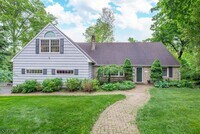 Building Photo - 12 Yorke Rd