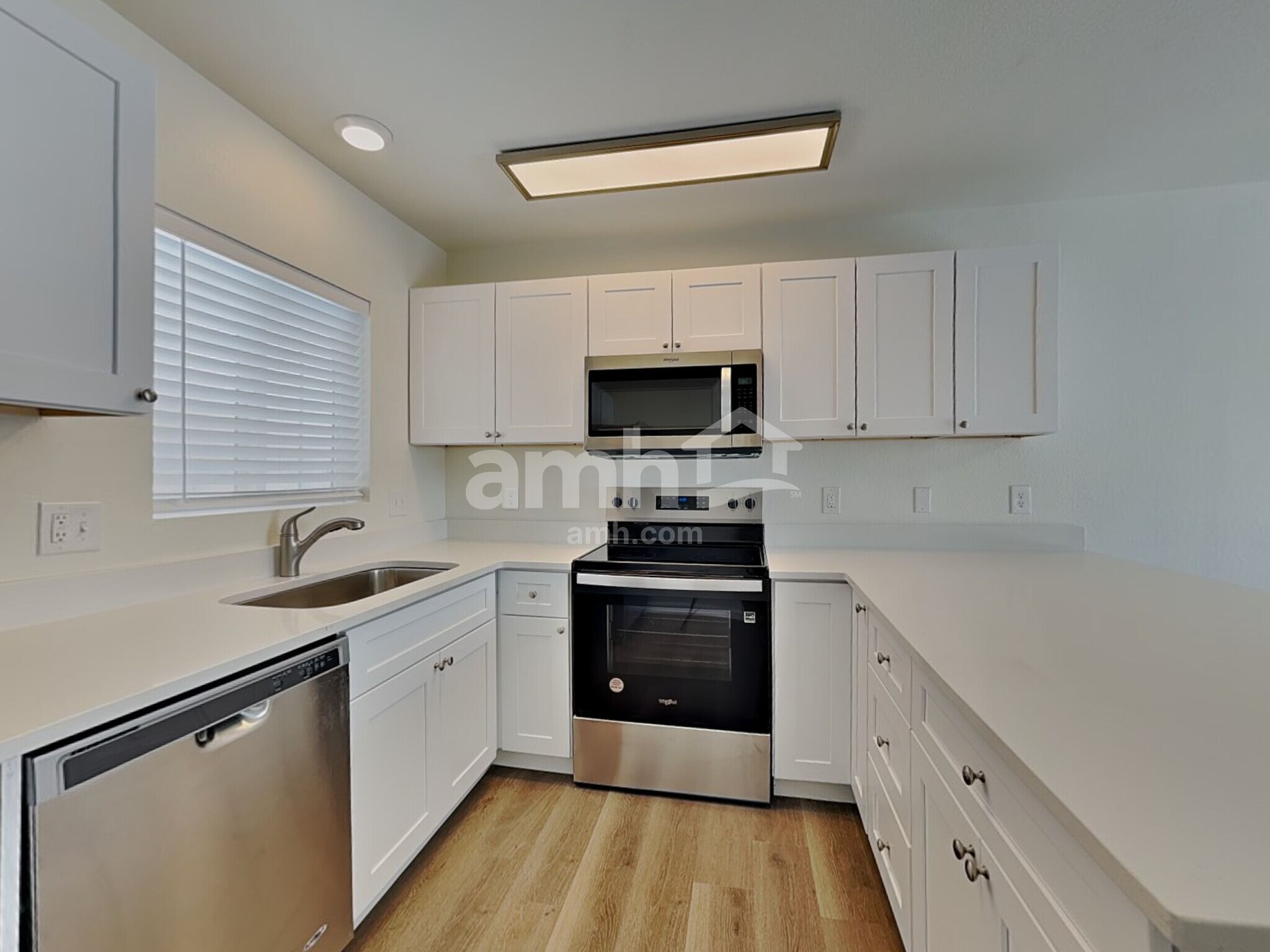 Building Photo - 4142 Knollvale Dr