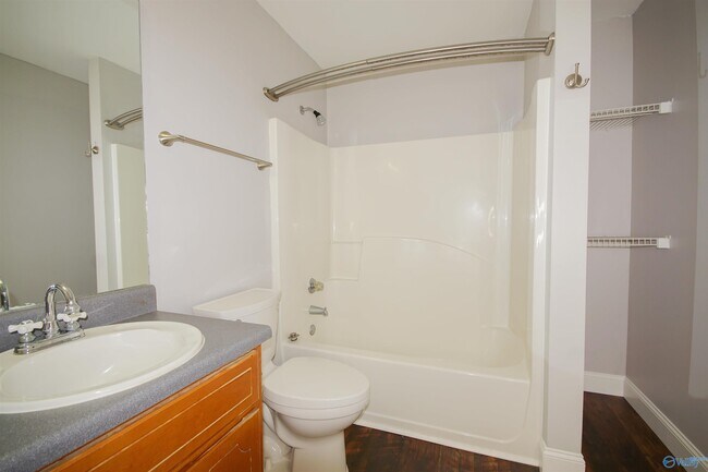 Building Photo - 127 Rebecca Pines Dr
