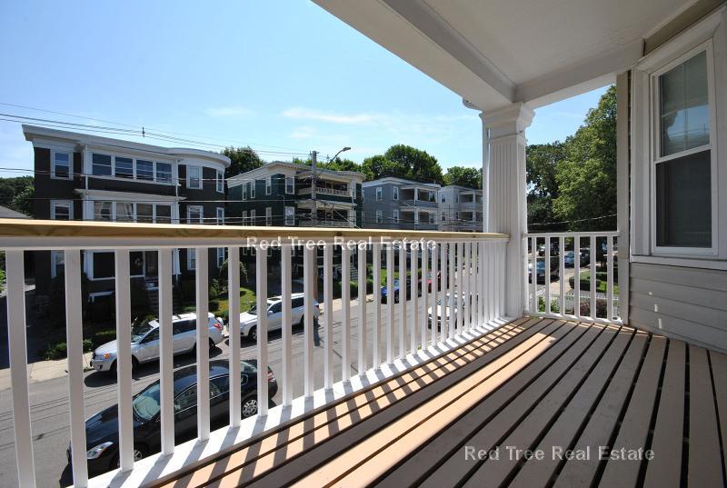 Building Photo - 38 Turner St