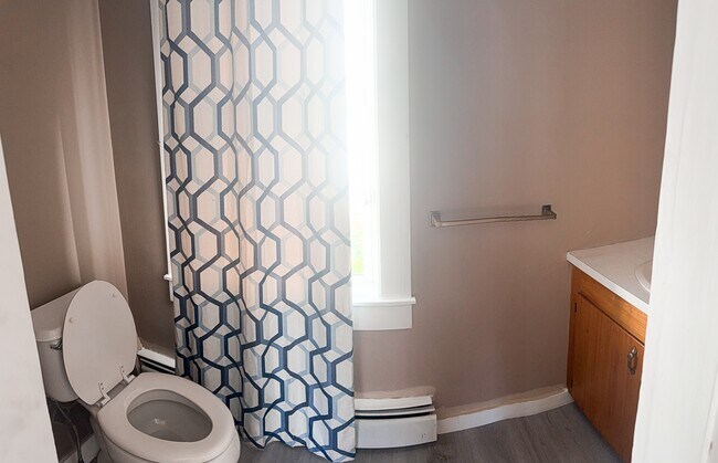 Building Photo - 47Church St-