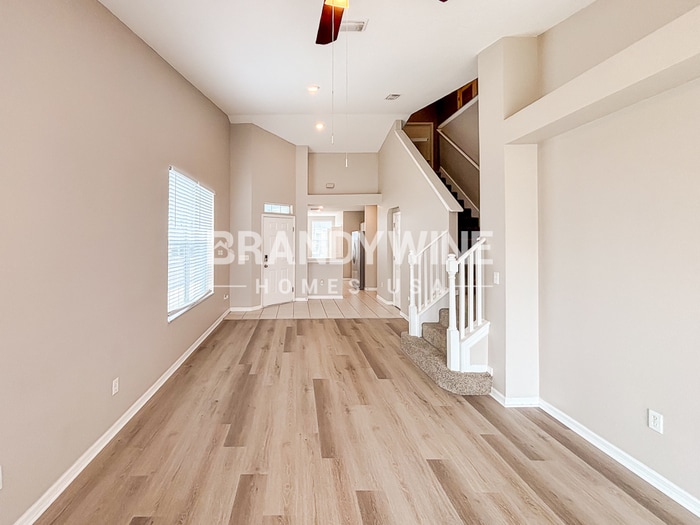 Building Photo - 9701 Carlsdale Dr