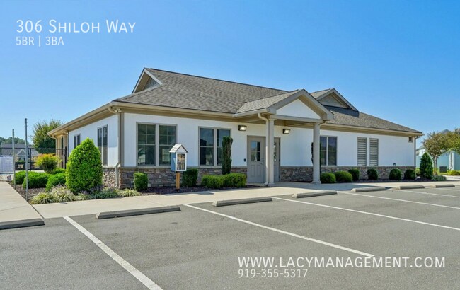 Building Photo - 306 Shiloh Wy