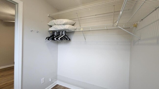 Building Photo - 203 Double Eagle Dr