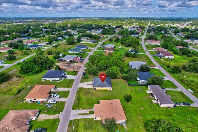 Building Photo - 4424 26th St SW