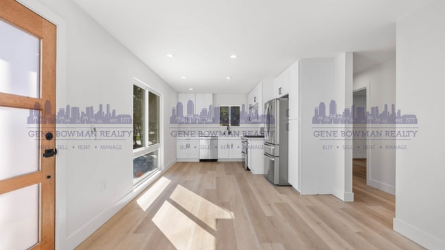 Building Photo - 6742 Waterman Ct