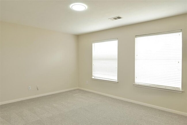 Building Photo - 23902 Spring Way Dr