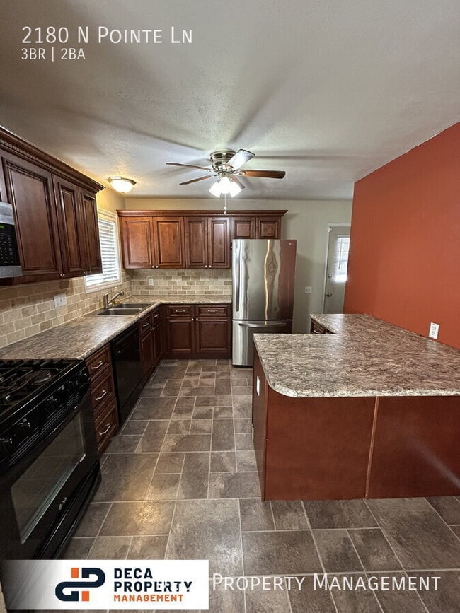 Building Photo - 2180 N Pointe Ln