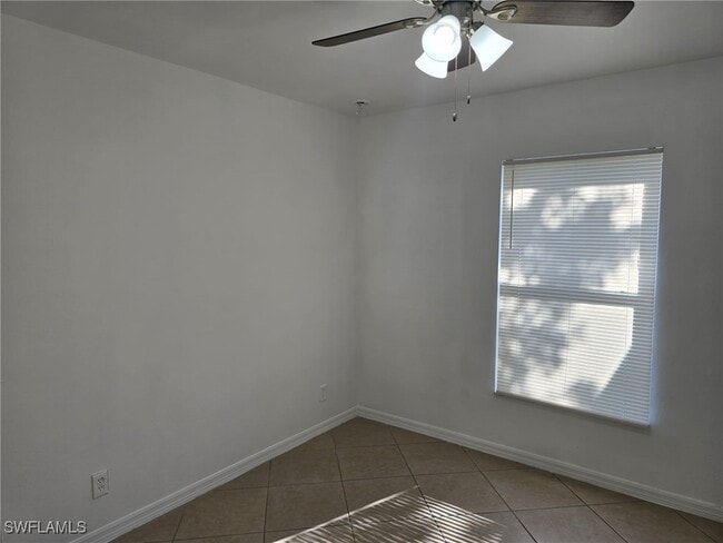Building Photo - 4325 Garden Blvd