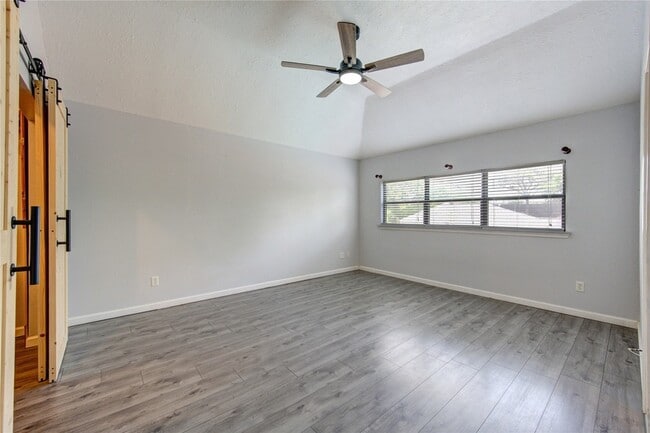 Building Photo - 3310 Little Farms Ct