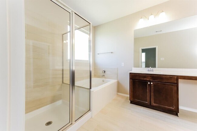 Building Photo - 5647 Claymore Meadow Ln