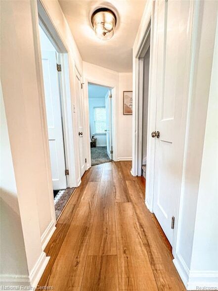 Building Photo - 2108 N Wilson Ave