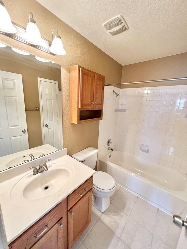 Building Photo - 4bd/2.5ba in Killeen TX