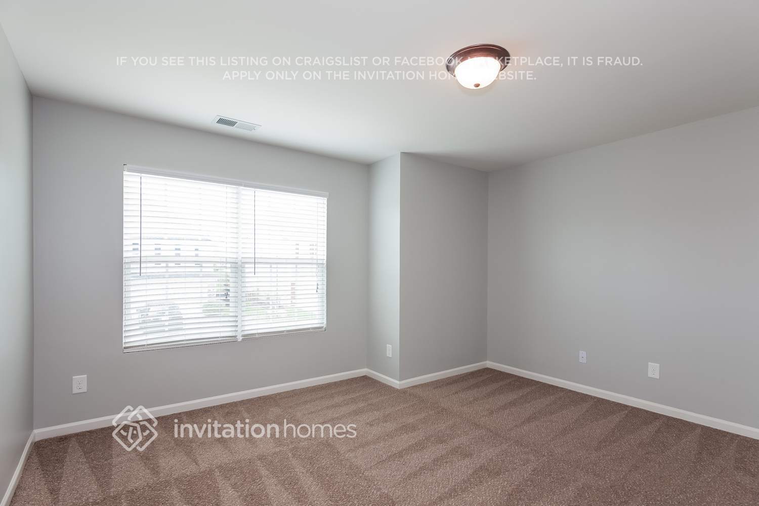 Building Photo - 7004 Dacian Ln