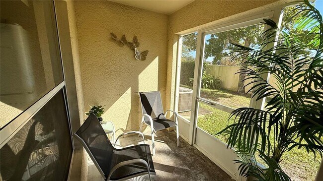 Building Photo - 2710 Club Cortile Cir