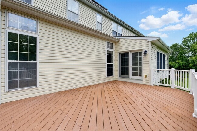 Building Photo - 2513 Holly Springs Ct