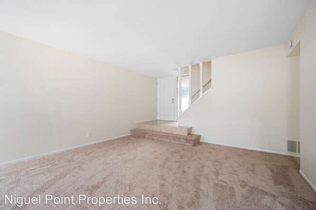 Building Photo - 2 br, 1.5 bath House - 30747 Calle Chueca