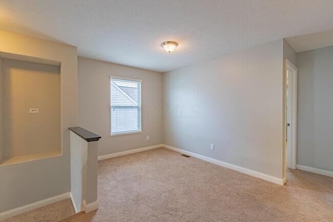 Building Photo - 6003 Bell Classic Dr