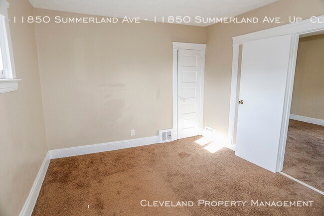 Building Photo - 11850 Summerland Ave