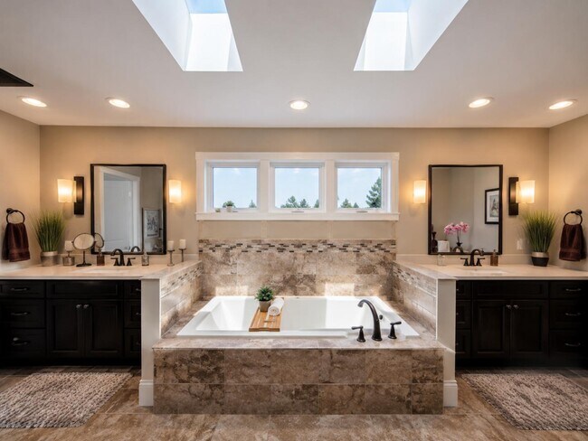 Building Photo - 9363 Tartan View Dr