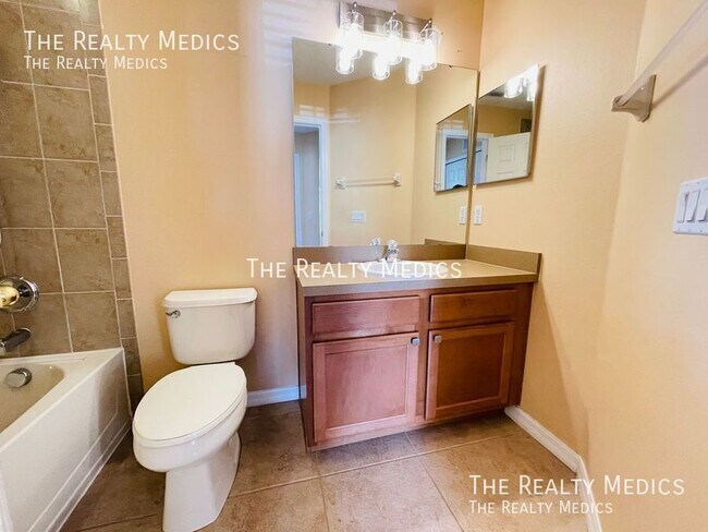 Building Photo - 5110 Fiorella Ln