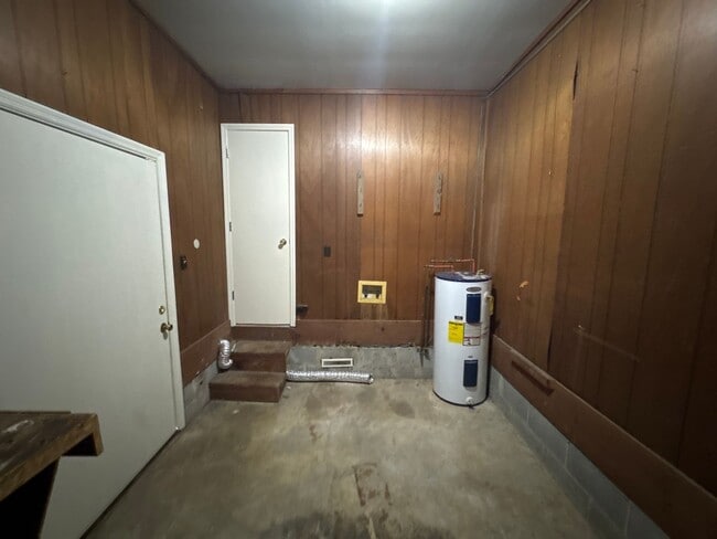 Building Photo - Quiet 2BR Duplex Living Near Old Hickory Lake