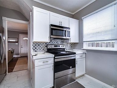 Building Photo - 125 Linsan Ct