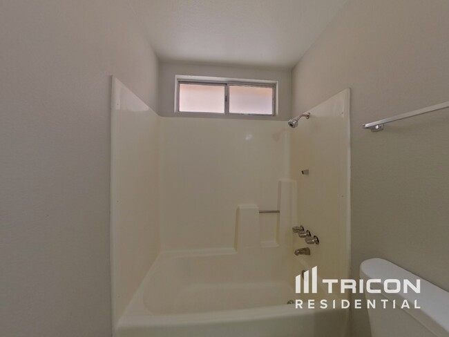 Building Photo - 1768 S Christy Ln