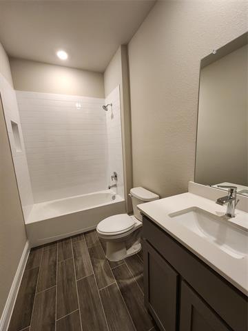 Building Photo - 2301 Blackcap St