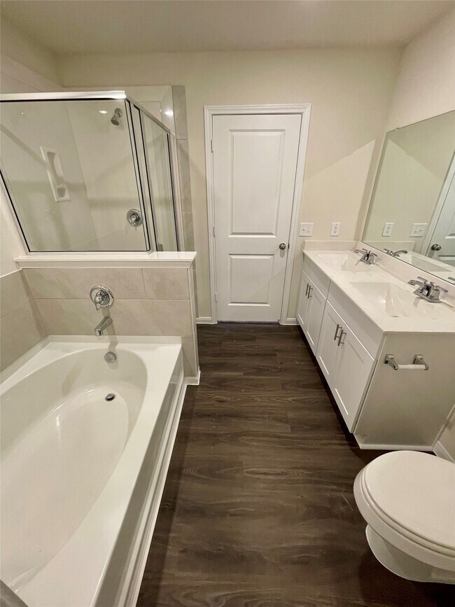 Building Photo - 11738 Armadale Dr